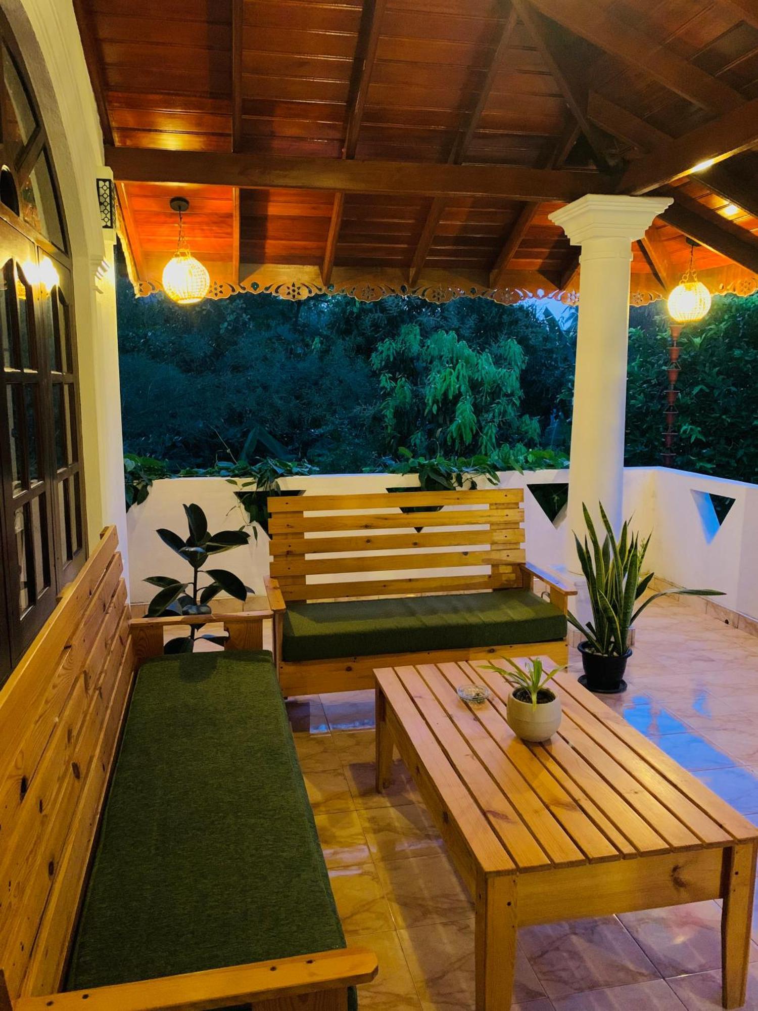 Breeze Bay Villa Dikwella Eksteriør bilde