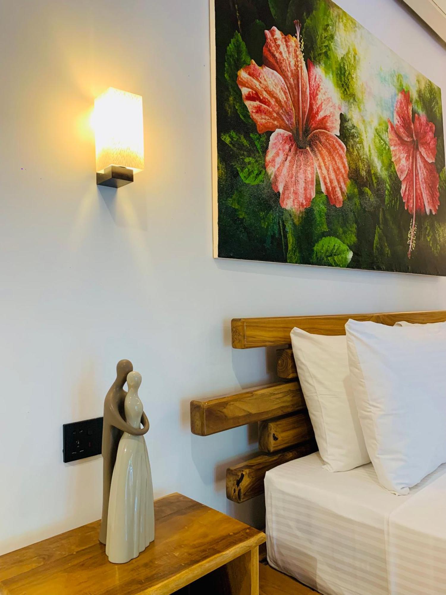 Breeze Bay Villa Dikwella Eksteriør bilde